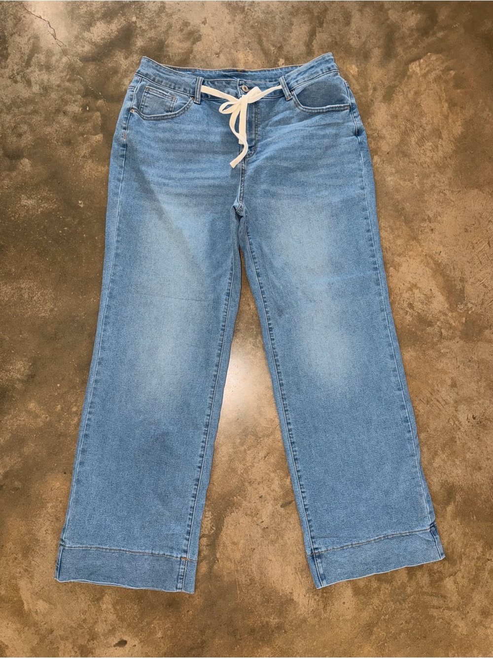 Sidefeel NWOT Size 16 Wide Leg Jeans Light Wash Cuffed Hem Drawstring